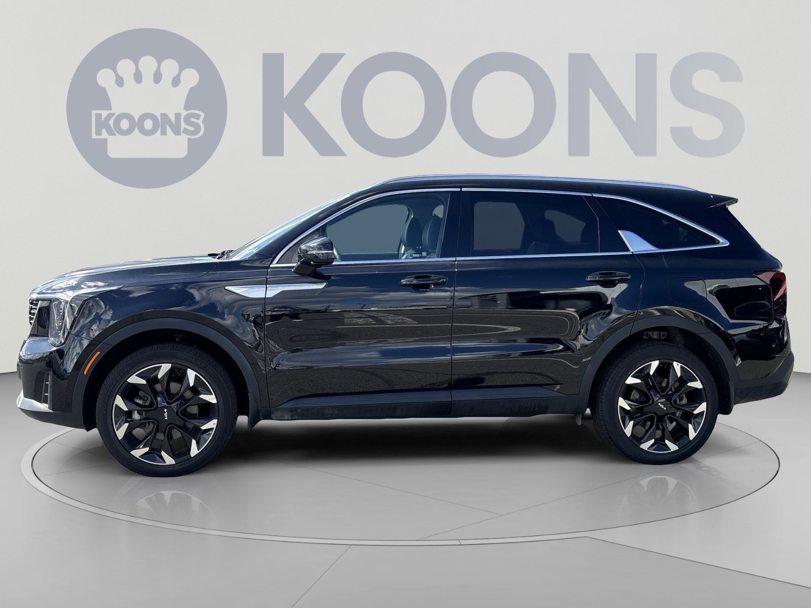 Used 2025 Kia Sorento X-Line EX AWD/4WD image 2
