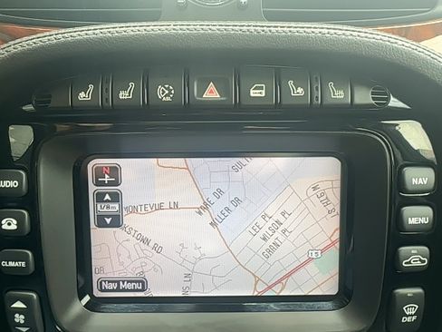 Used 2008 Jaguar XJ8 image 8