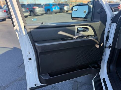 Used 2014 Ford Expedition EL Limited w/ Equipment Group 301A image 12