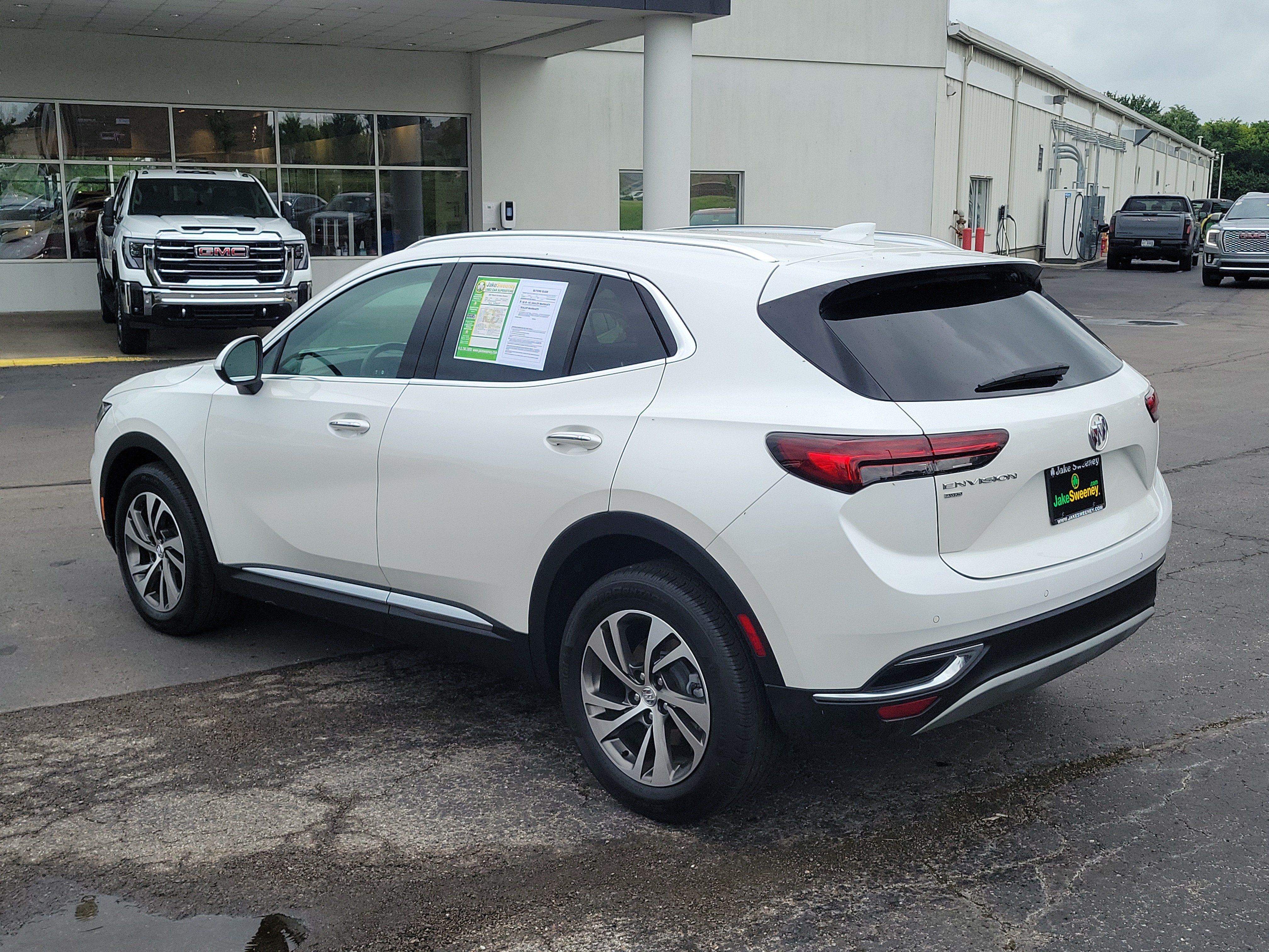 Used 2023 Buick Envision Essence AWD/4WD image 3