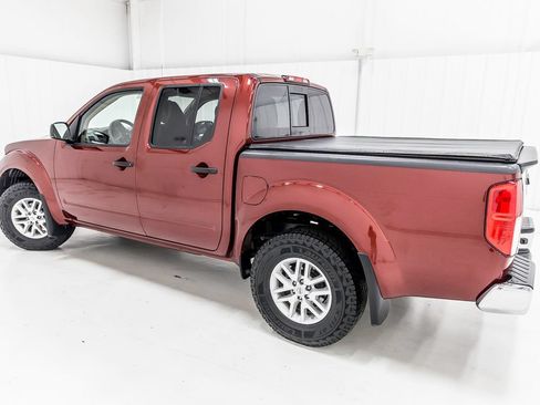 Used 2018 Nissan Frontier SV AWD/4WD image 4