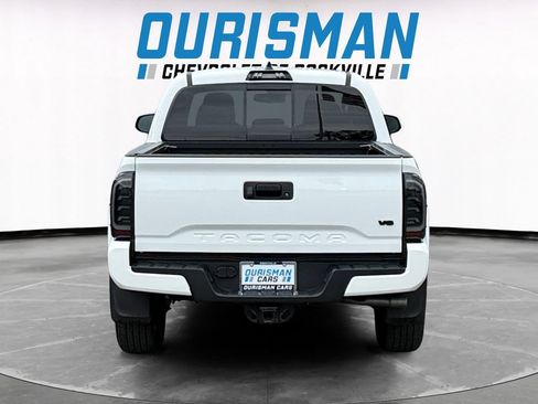 Used 2023 Toyota Tacoma TRD Sport AWD/4WD image 5