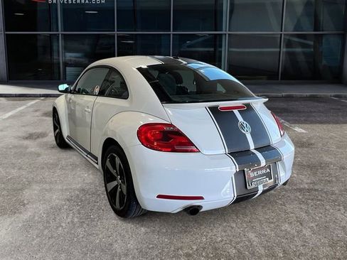 Used 2012 Volkswagen Beetle Turbo FWD image 2