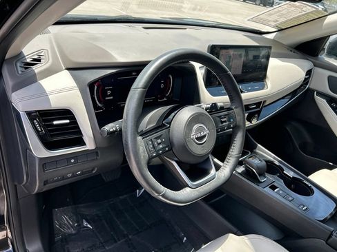 Certified 2024 Nissan Rogue SL FWD image 23