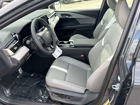 New 2026 Toyota Camry SE image 8
