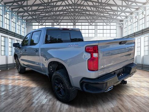 Used 2024 Chevrolet Silverado 1500 LT Trail Boss w/ Convenience Package II AWD/4WD image 6