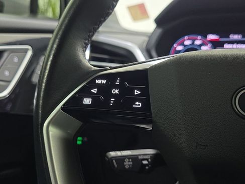 Used 2024 Audi Q4 e-tron Premium Plus w/ Premium Plus image 20