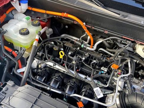 Certified 2024 Ford Maverick XL image 34