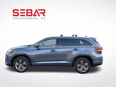 Used 2019 Toyota Highlander Limited Platinum FWD image 9