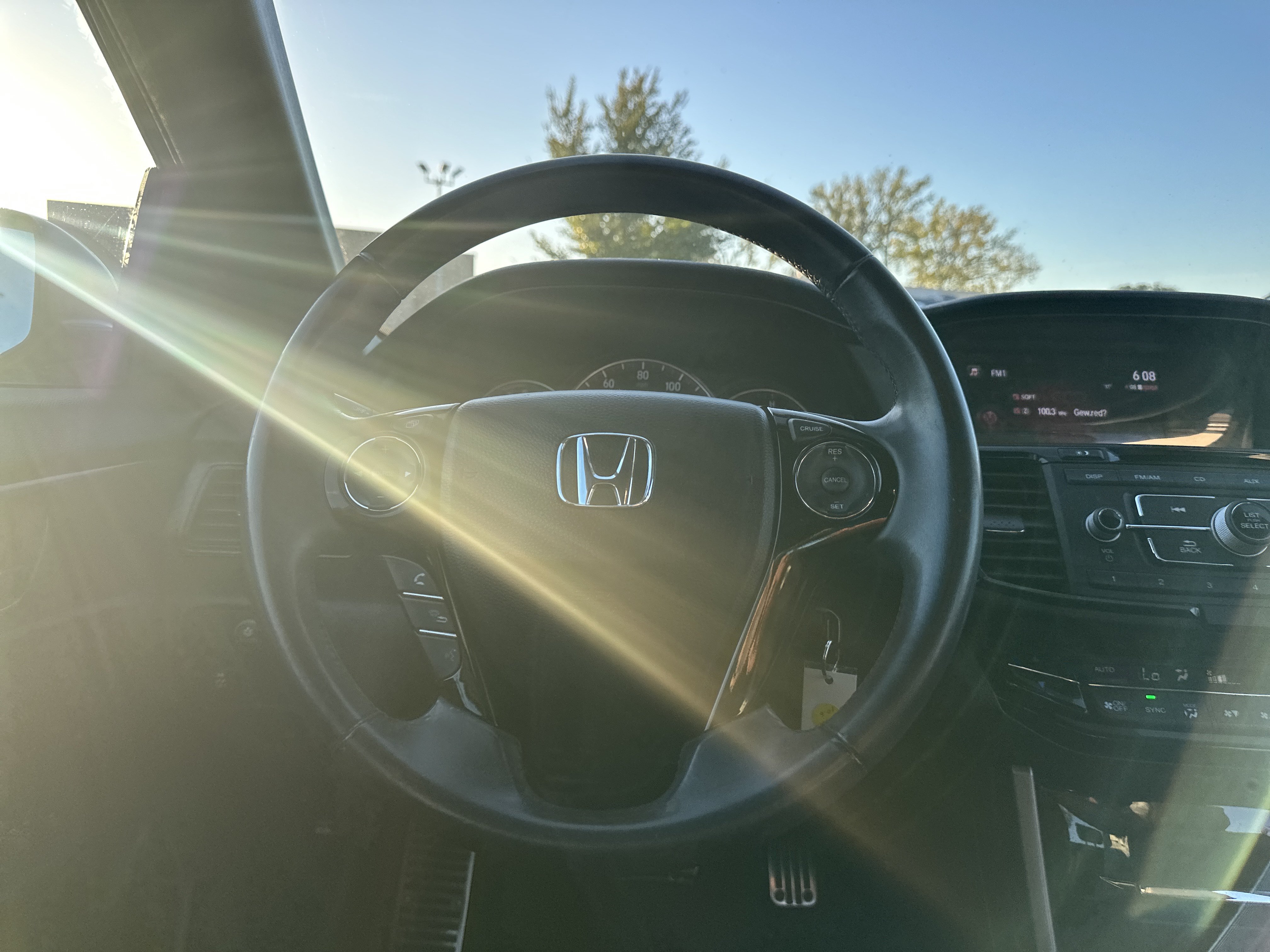 Used 2017 Honda Accord Sport image 18