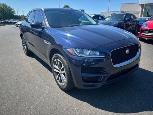 Used 2018 Jaguar F-PACE Premium AWD/4WD image 10