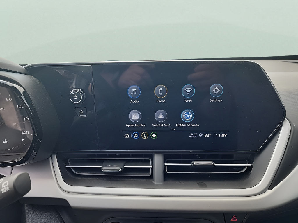 Used 2024 Chevrolet Trax LS w/ LS Convenience Package FWD image 14