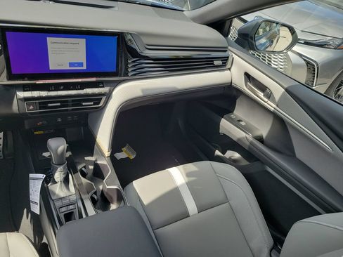 New 2026 Toyota Camry SE w/ Multimedia Upgrade Package FWD image 28