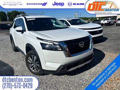Used 2025 Nissan Pathfinder SL