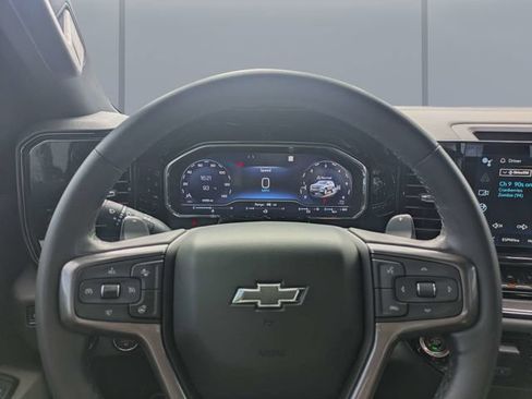 Used 2022 Chevrolet Silverado 1500 ZR2 w/ Technology Package AWD/4WD image 29
