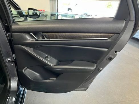 Used 2022 Honda Accord EX-L image 15