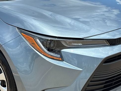 Certified 2025 Toyota Corolla LE FWD image 27
