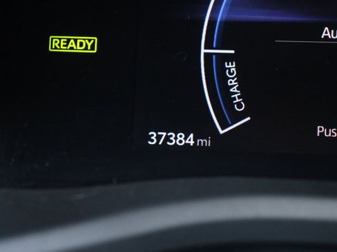 Used 2026 Toyota Camry SE w/ Convenience Package FWD image 30