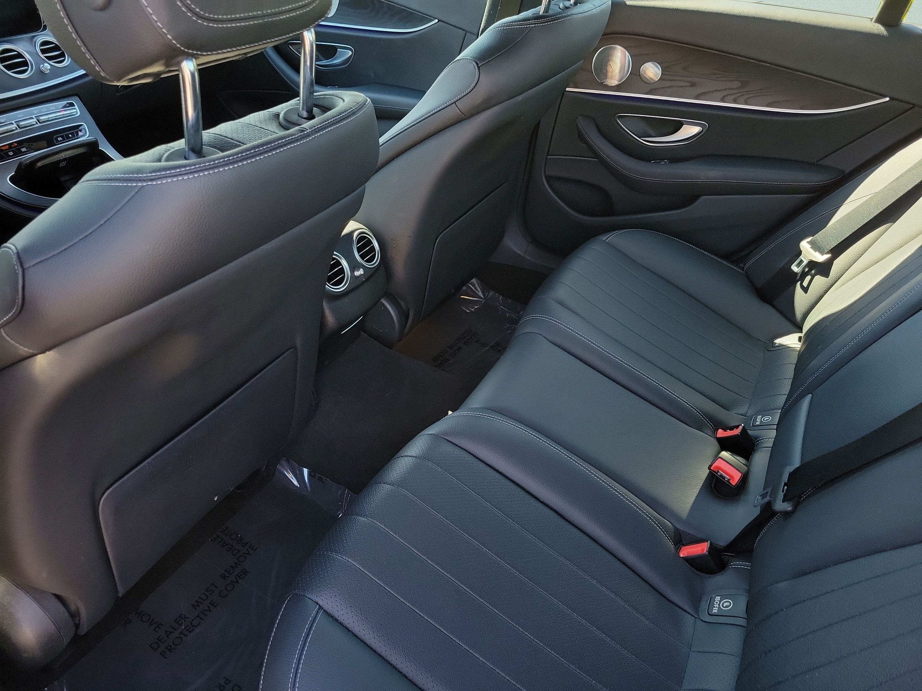 Used 2023 Mercedes-Benz E 350 4MATIC Sedan image 10