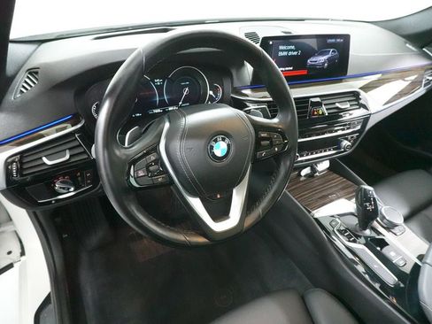 Used 2019 BMW 530i xDrive w/ Convenience Package AWD/4WD image 25
