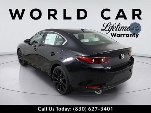 New 2025 MAZDA MAZDA3 2.5 Turbo Sedan w/Premium Plus image 5