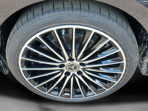 Used 2026 Mercedes-Benz C 300 Sedan image 5