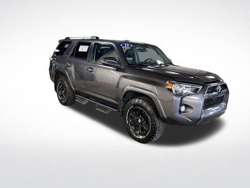 Certified 2019 Toyota 4Runner SR5 Premium AWD/4WD image 7