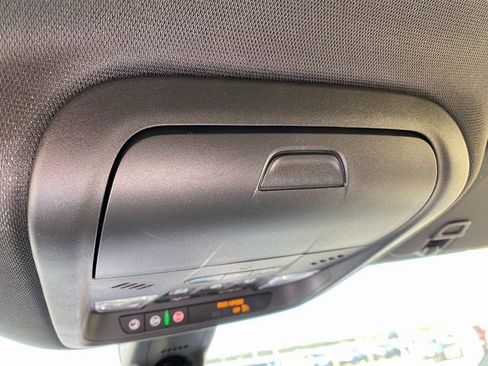 Used 2023 Buick Enclave Avenir w/ Avenir Technology Package image 29