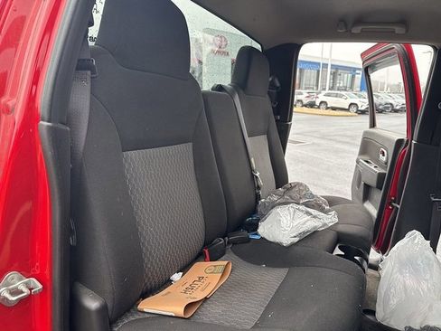 Used 2011 Chevrolet Colorado LT image 15