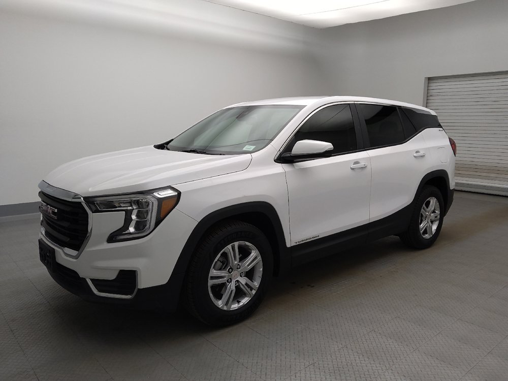 Used 2024 GMC Terrain SLE FWD image 2