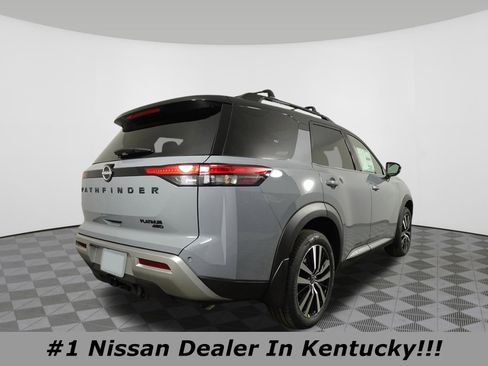 New 2025 Nissan Pathfinder Platinum w/ Black Appearance Package image 3