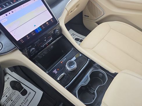 Used 2021 Jeep Grand Cherokee L Limited w/ Trailer Tow Group (B) image 27