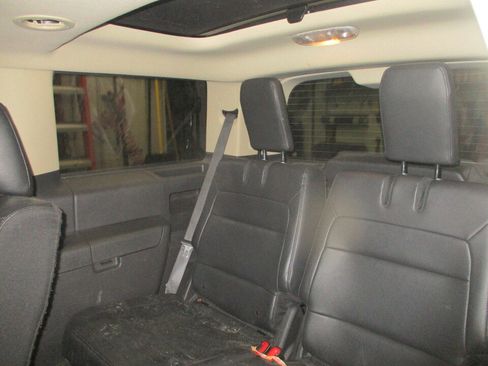 Used 2016 Ford Flex SEL w/ Equipment Group 202A AWD/4WD image 9