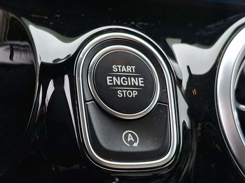 Certified 2023 Mercedes-Benz GLA 250 4MATIC image 18