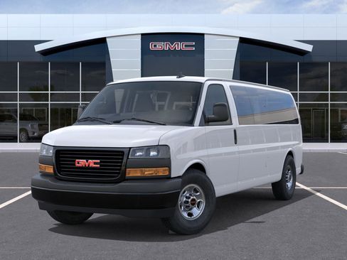New 2025 GMC Savana 3500 Extended RWD image 30