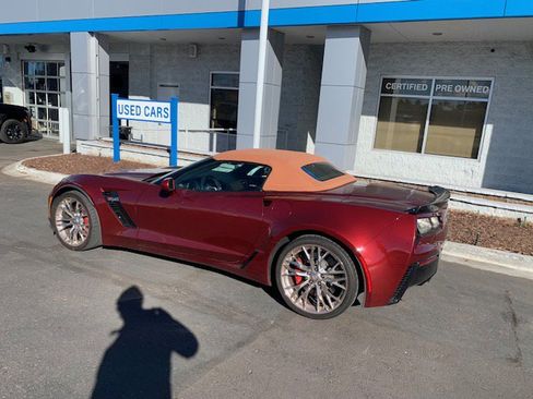 Used 2016 Chevrolet Corvette Z06 w/ 3LZ Preferred Equipment Group image 24
