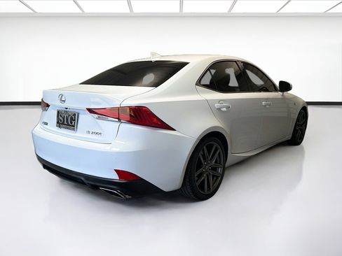 Used 2017 Lexus IS 200t F Sport w/ F Sport Package RWD image 4