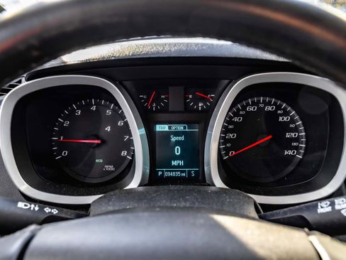 Used 2017 Chevrolet Equinox LT w/ Convenience Package image 13