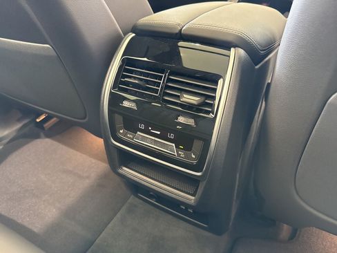 New 2026 BMW X5 xDrive40i w/ Climate Comfort Package AWD/4WD image 51