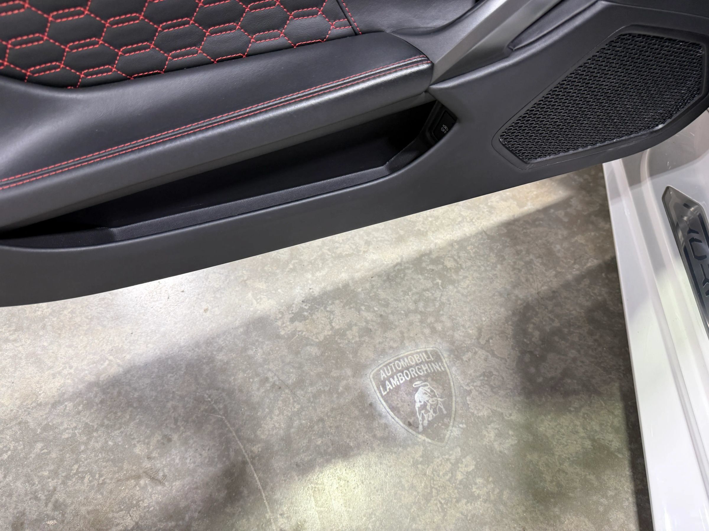 Used 2017 Lamborghini Huracan LP 580-2 RWD image 54