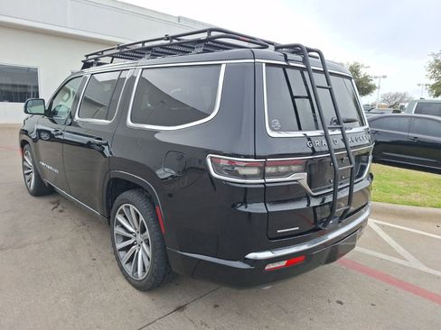 Used 2022 Jeep Grand Wagoneer Series II w/ Convenience Group III image 4