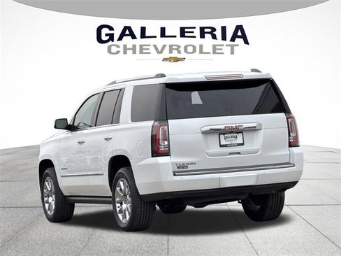 Used 2017 GMC Yukon Denali w/ Open Road Package image 5