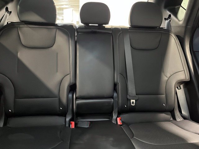 Used 2023 Kia EV6 Wind w/ Wind Technology Package AWD/4WD image 12