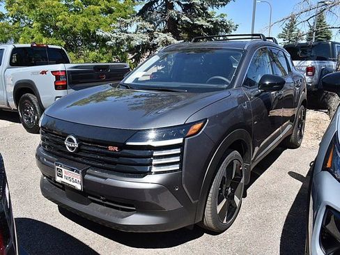 New 2026 Nissan Kicks SR w/ SR Premium Package image 2