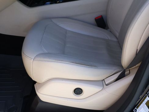 Used 2019 Mercedes-Benz GLS 450 4MATIC image 15