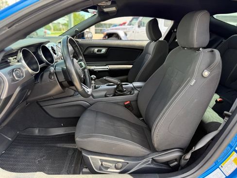 Used 2021 Ford Mustang GT RWD image 10