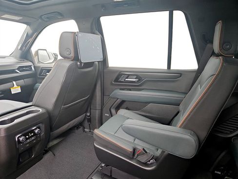 New 2026 GMC Yukon AT4 w/ AT4 Premium Plus Package AWD/4WD image 30