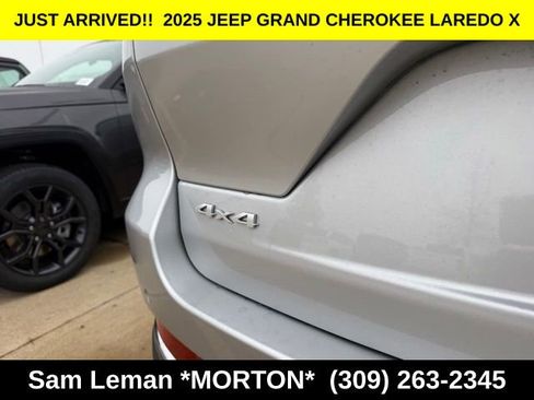 New 2025 Jeep Grand Cherokee Laredo X image 11