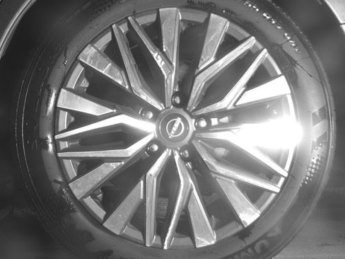 Used 2025 Nissan Altima 2.5 SV image 14