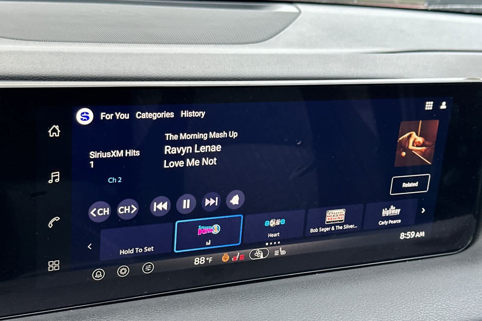 New 2026 Nissan Sentra SV w/ SV Convenience Package FWD image 17